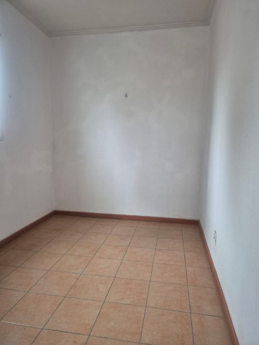 Departamento Cerca Metro M. Montt