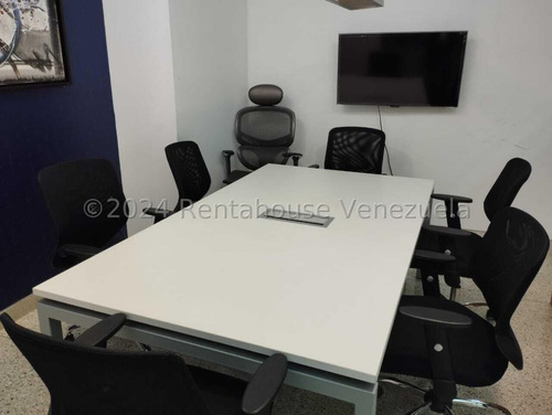 Oficina En Alquiler, Boleíta Norte #24-28829