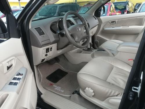 Imagem 9 de 13 de Toyota Hilux Sw4 Srv 4x4 D At 2008