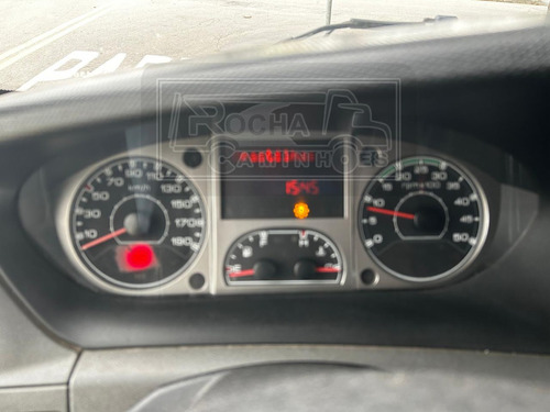 Iveco Daily 35s14 4x2 Ano 2013 Com Baú