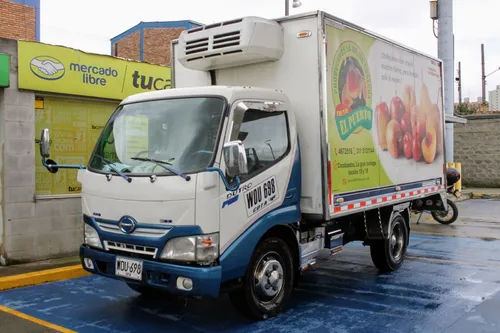 Hino Xzu640l 4.0 Hkmln3 2017 Furgon