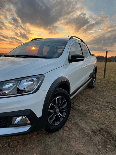 Volkswagen Saveiro 1.6 Cross Gp Cd 110Cv