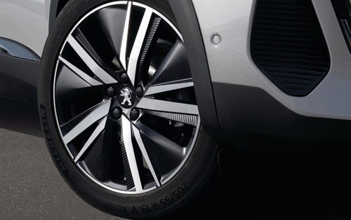 Peugeot 3008 3008 1.2 130 HP AT8