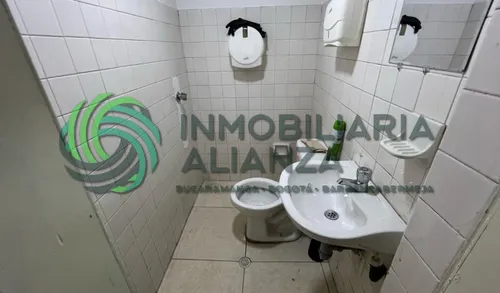 Local En Arriendo En Centro. Cod A1800