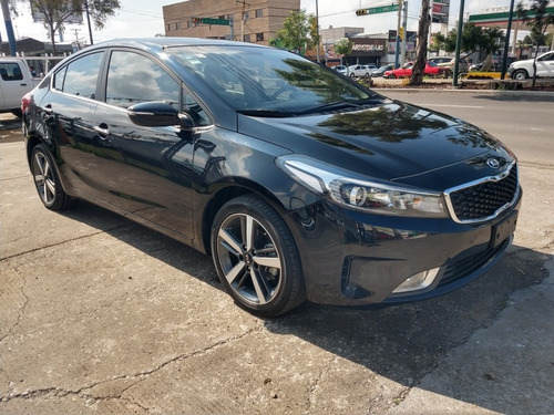 Imagen 3 de 15 de Kia Forte 2.0 Hb Sx At 2018