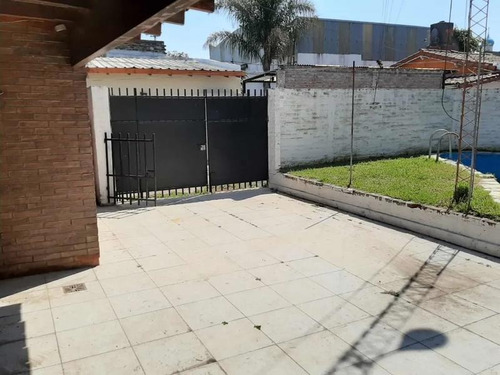 Imagen 3 de 13 de Casa - Ituzaingó