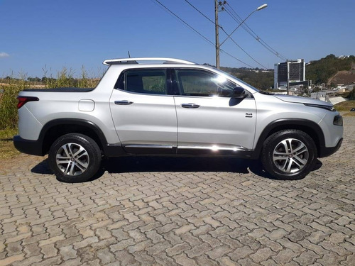 Imagem 8 de 12 de Fiat Toro 2.0 16v Turbo Diesel Volcano 4wd At9
