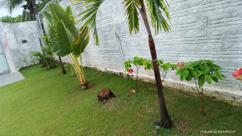 Sítio Com Casa De 3 Quartos No Eusébio 830m²