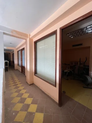 Edificio Comercial Maneiro