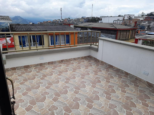 Venta Casa Con Renta El Bosque Manizales Caldas. Codigo 4489771