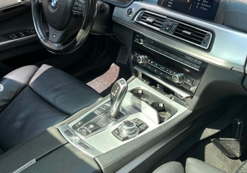 Bmw 740i Modelo 2012 Blindado