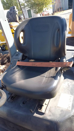 Imagen 16 de 17 de Autoelevador Toyota 62-8fd15 1500kg Torre Triple C/desp