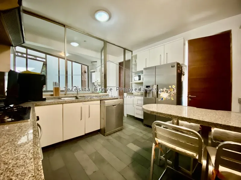 Imagen 4 de 16 de Fabuloso Departamento Con Jardín Como Casa - Lo Curro
