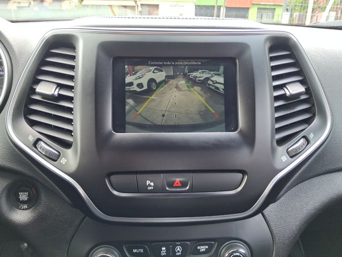 Jeep Cherokee LONGITUDE 2.4 AUT