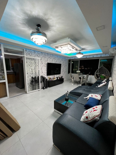Vendo Magnífico Apartamento Piso 7 En El Ensanche Ozama