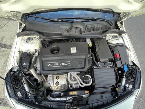 Imagen 4 de 10 de Mercedes Benz A45 Amg