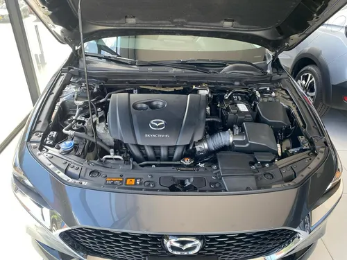 Mazda 3 2.0 Touring Mt