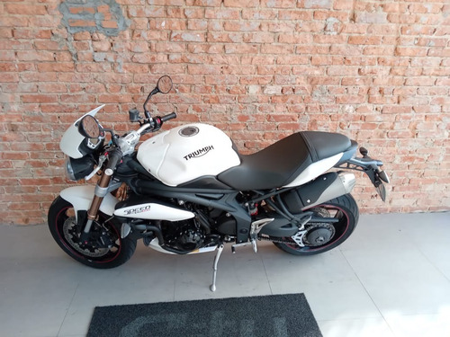 Imagem 15 de 18 de Triumph Speed Triple 1050 2015/2015 * Baixo Km/conservada *