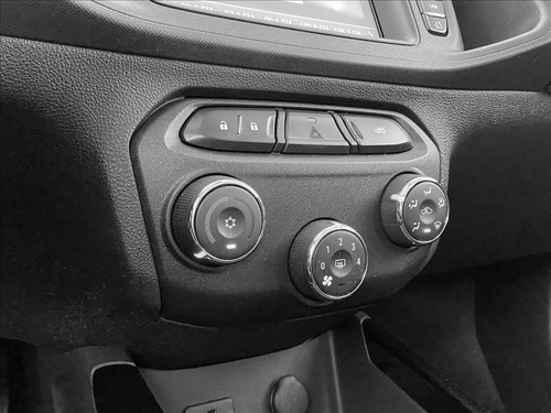 Imagem 9 de 10 de Chevrolet Prisma 2019 1.4 Lt 4p
