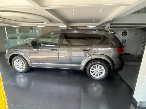 Dodge Journey 2.4 Sxt L4 5pas At