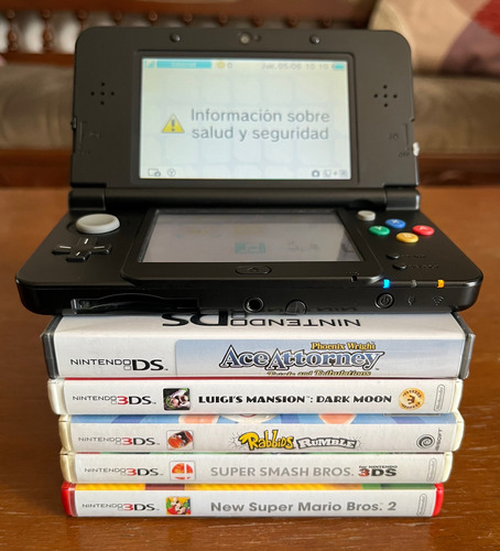 New Nintendo 3ds Con Juegos Y Garantía Negro (Usado)
