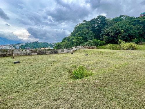 Terreno En Venta En Valle Arriba, Baruta - Caracas