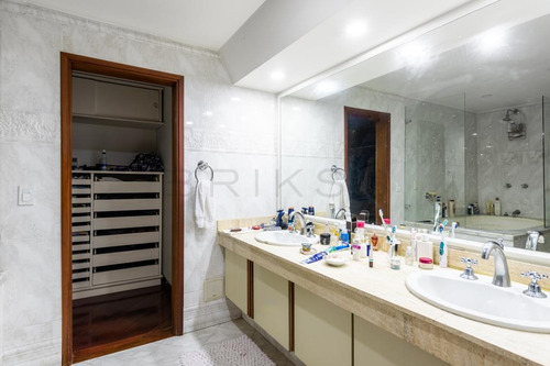 Apartamento En Arriendo/venta En Bogota El Refugio-chapinero