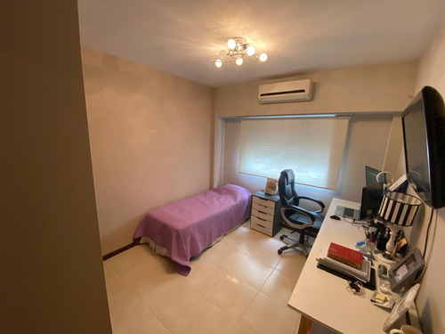 Departamento C/ Balcón Y Cocheras-luz Avell Centro