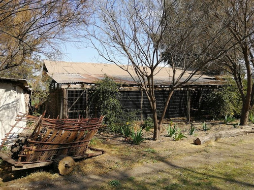 Casa En Venta De 4 Dorm. En Colina