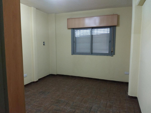 Edificio Comercial En Venta En Gregorio De Laferrere