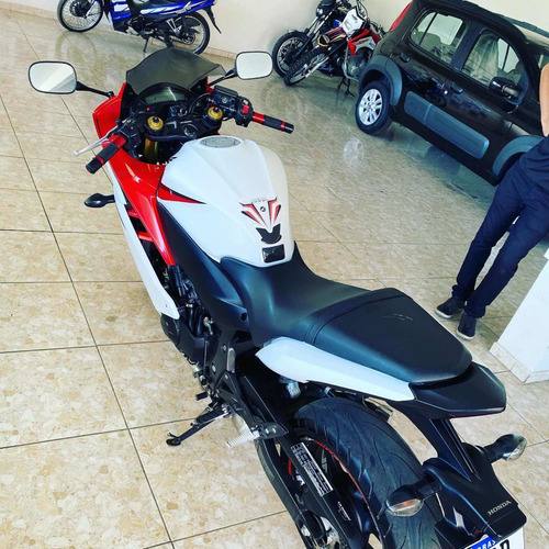 Imagem 5 de 9 de Honda Cbr 600 F