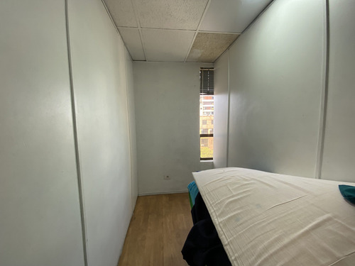 Arriendo Oficina Excelente Ubicación A Pasos Metro Tobalaba