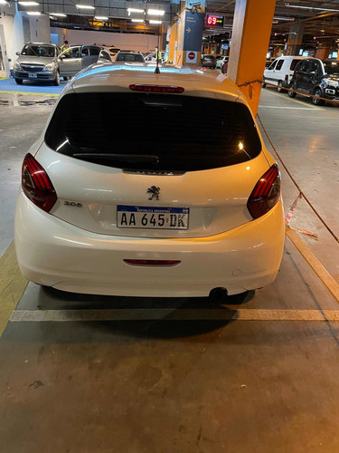 Peugeot 208 2016 1.5 Active