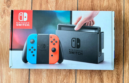 Consola Nintendo Switch 32 Gb + Pro Control + 09 Jugos (Usado)