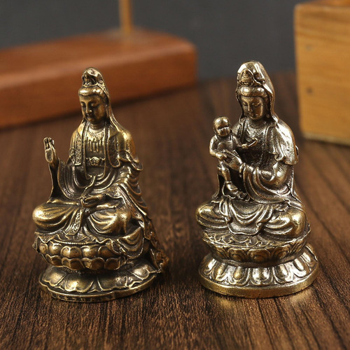 Estatua De Avalokitesvara Con Una Estatua De Guanyin Para