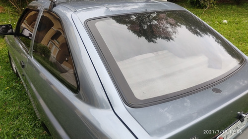 Imagem 3 de 15 de Ford Escort Gl