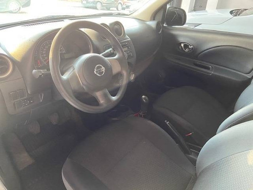 Nissan March Sv 1.6 Flex 2013
