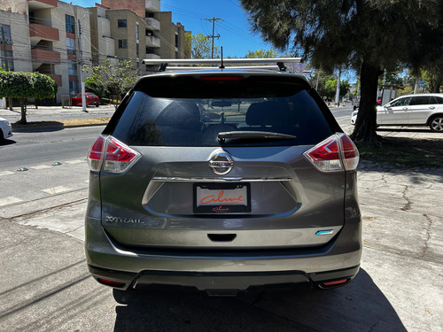 Nissan X-Trail 2.5 Advance 3 Row Cvt