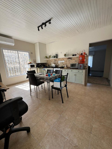 Casa 4 Ambientes Con Jardín Y Parrilla