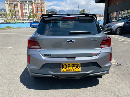 Chevrolet Onix 1.0T Rs Mt
