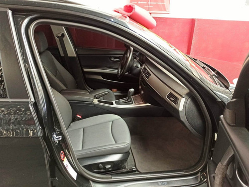 Imagem 13 de 14 de Bmw 320 Ia 2.0 Top 08 C/ Teto Baixo Km Favorita Multimarcas