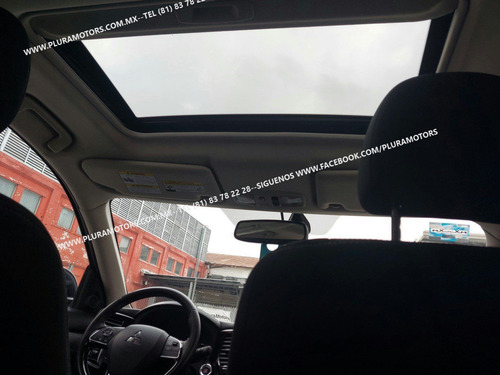 Imagen 13 de 15 de Mitsubishi Outlander S E Aut C V T 2018 Tela Quemacocos Cli