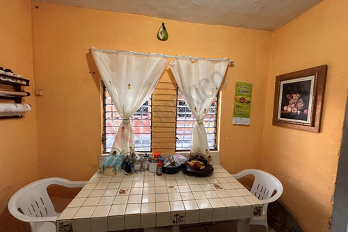 Oportunidad En La Colonia Centro Mazatlán De Una Casa Con Vistas Panorámicas