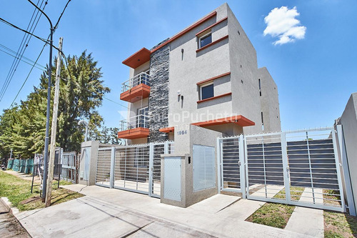 Venta Departamento 2 Ambientes Hurlingham 1° A
