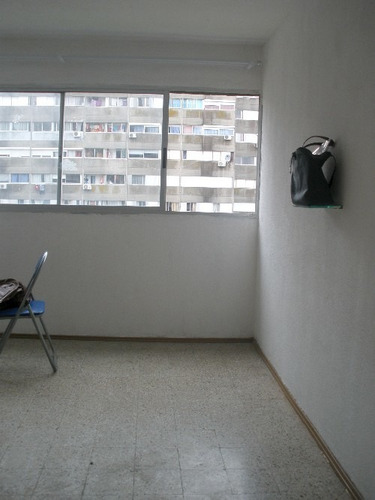 Imagen 1 de 13 de Venta Apartamento 3 Dormitorios Euskal Erria 71 Con Renta