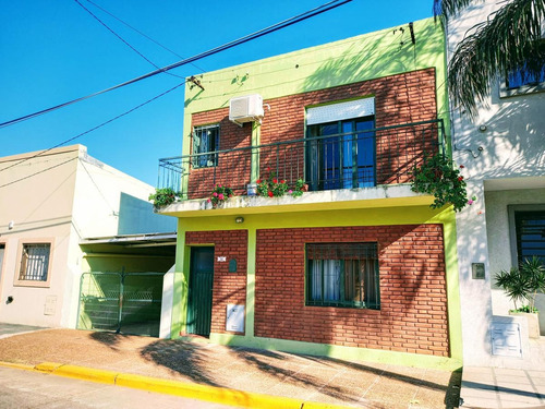 Imagen 2 de 24 de Casa - Gualeguaychu