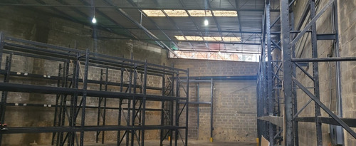 Imagen 12 de 12 de #1469 Galpon 1.550 M2 Macaracuay-el Encantado.