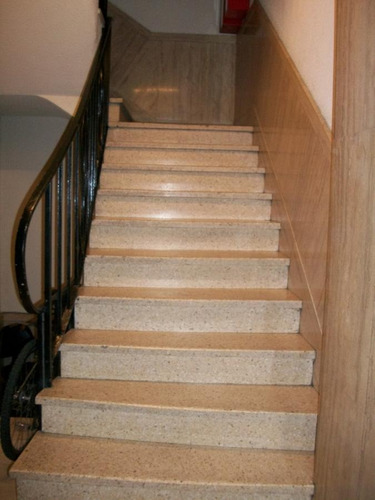 Alquiler Oficina 40 M2 En Montserrat