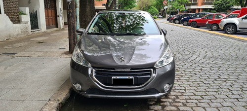 Peugeot 208 - Feline Pack Cuir