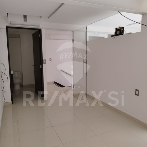 Local Venta Cumbres Del Lago